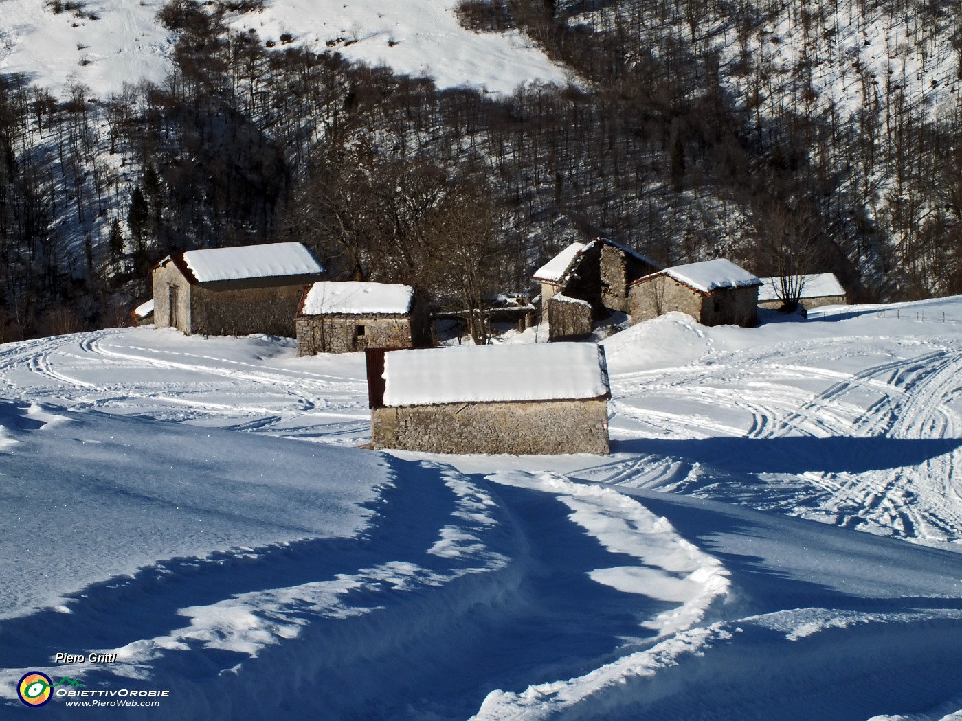 19 Vista su Prato Giugno.JPG
